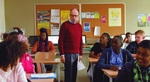 映画で考える人権 移民が多い学校での教師の試み フランス映画 12か月の未来図 評 ヒューライツ大阪 映画で考える人権 移民が多い学校での教師の試み フランス映画 12か月の未来図 評 ヒューライツ大阪